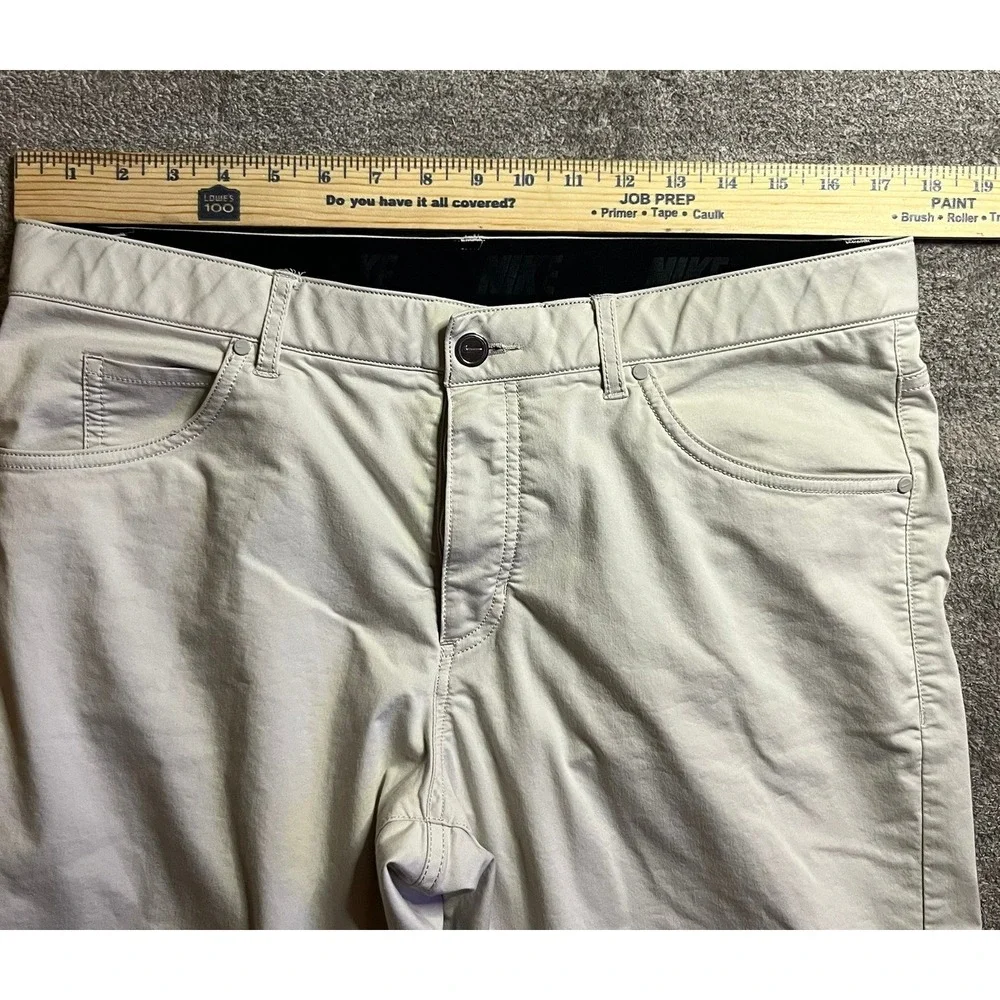 Nike Dri-FIT Mens Golf Pants 33x30 Light Beige 5-Pocket Stretch Performance Pant